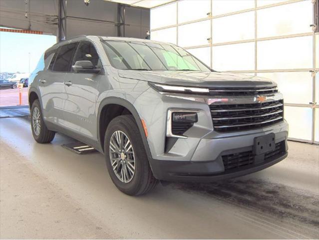 Photo of 2024 Sterling Gray Metallic Chevrolet Traverse