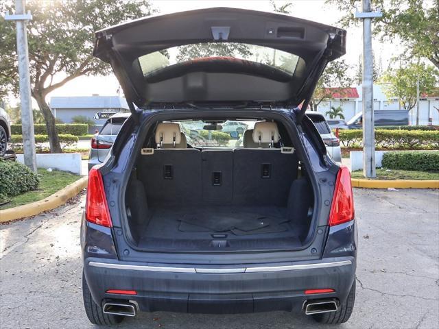 Photo of 2019 Harbor Blue Metallic Cadillac XT5