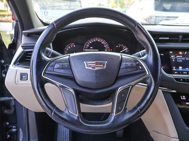 Photo of 2019 Harbor Blue Metallic Cadillac XT5