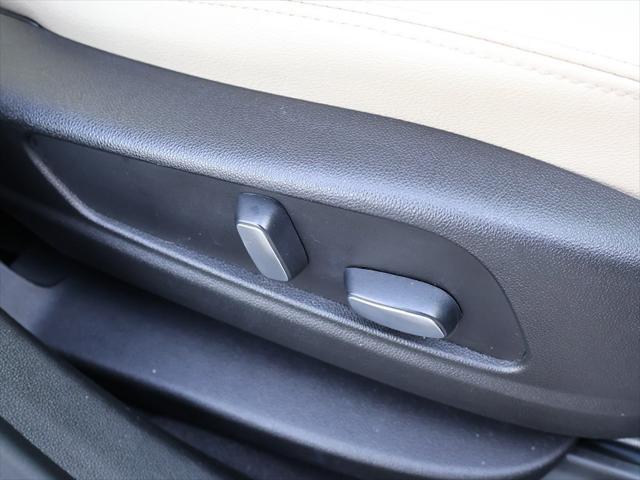Photo of 2019 Harbor Blue Metallic Cadillac XT5