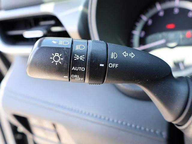 Photo of 2024 Midnight Black Metallic Toyota Highlander