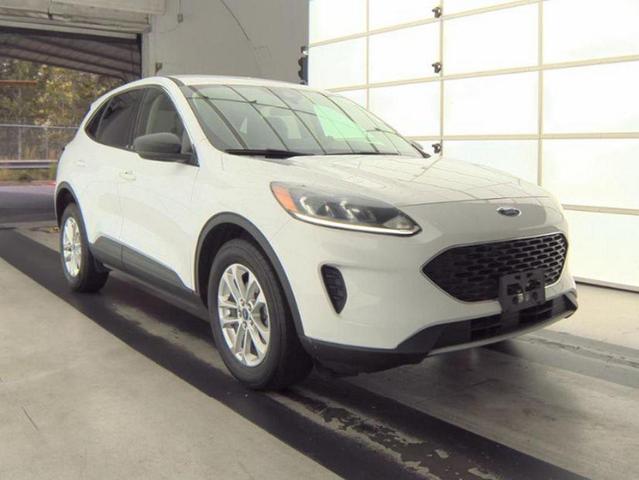 Photo of 2022 Oxford White Ford Escape