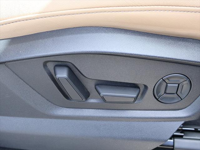 Photo of 2025 Mythos Black Metallic Audi Q7