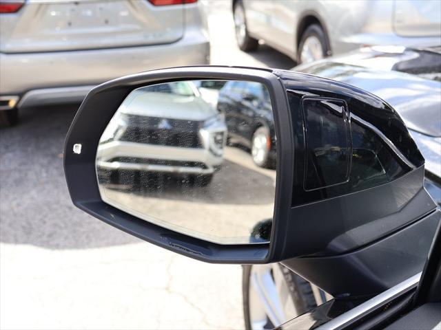 Photo of 2025 Mythos Black Metallic Audi Q7