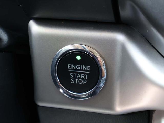 Photo of 2024 Oxford White Ford Expedition
