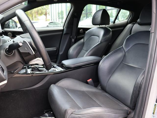 Photo of 2023 Ceramic Silver Kia Stinger