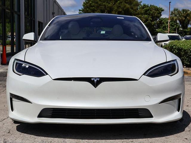 Photo of 2022 Pearl White Multi-Coat Tesla Model S