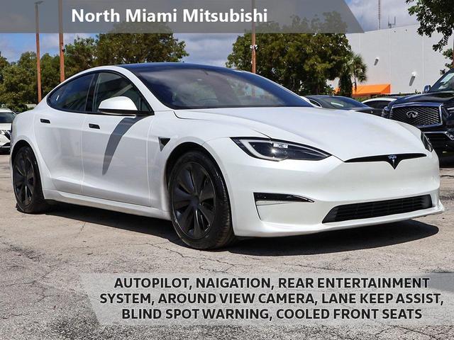 Photo of 2022 Pearl White Multi-Coat Tesla Model S