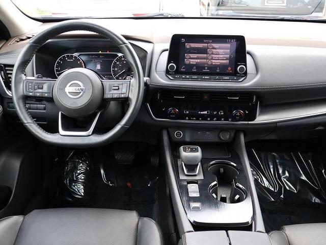 Photo of 2021 Super Black Nissan Rogue