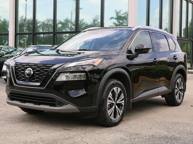 Photo of 2021 Super Black Nissan Rogue