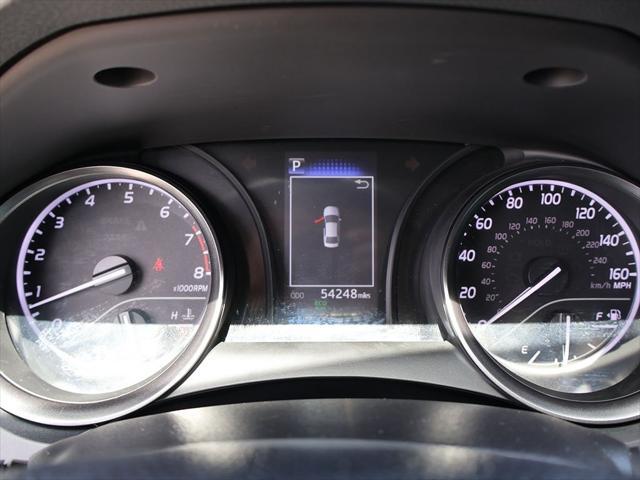 Photo of 2022 White Toyota Camry