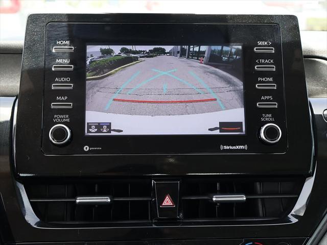 Photo of 2022 White Toyota Camry