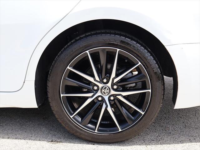 Photo of 2022 White Toyota Camry