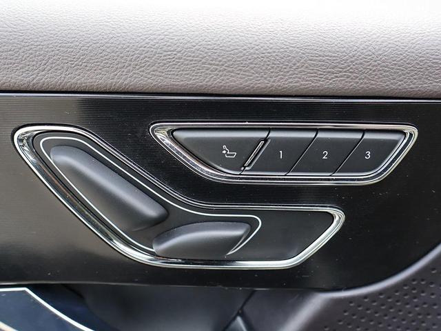 Photo of 2023 Ceramic Pearl Metallic Tri-Coat Lincoln Corsair