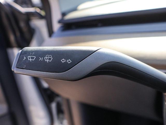 Photo of 2022 Pearl White Multi-Coat Tesla Model 3