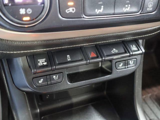 Photo of 2017 Black GMC Canyon