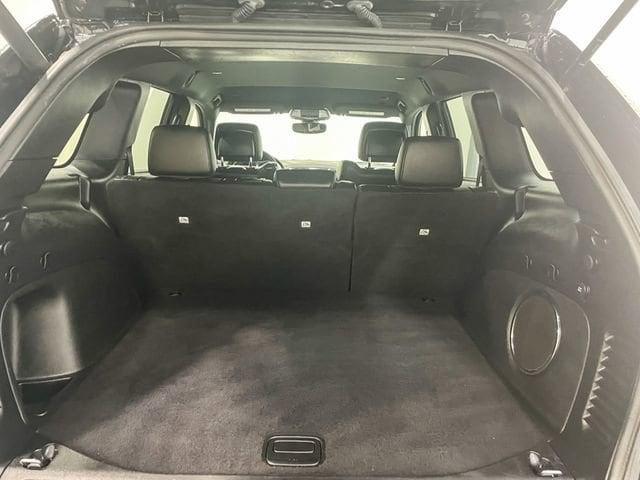 Photo of 2022 Diamond Black Jeep Grand Cherokee WK