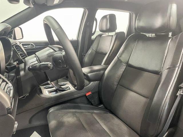 Photo of 2022 Diamond Black Jeep Grand Cherokee WK