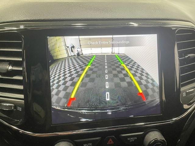 Photo of 2022 Diamond Black Jeep Grand Cherokee WK