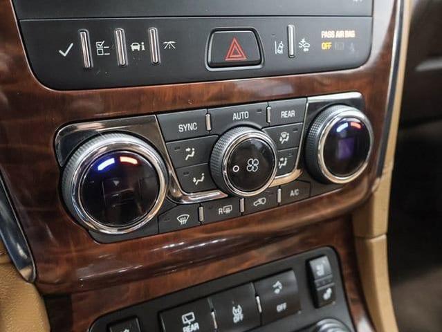 Photo of 2016 Sparkling Silver Metallic Buick Enclave