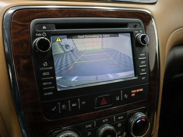 Photo of 2016 Sparkling Silver Metallic Buick Enclave