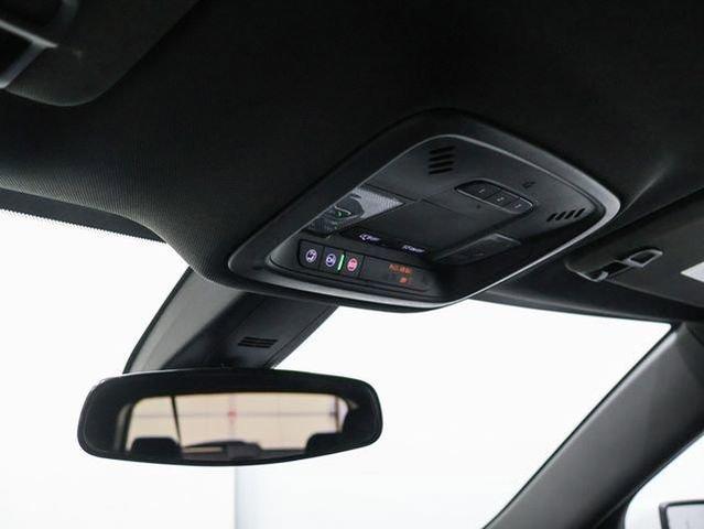 Photo of 2023 Summit White Chevrolet Traverse