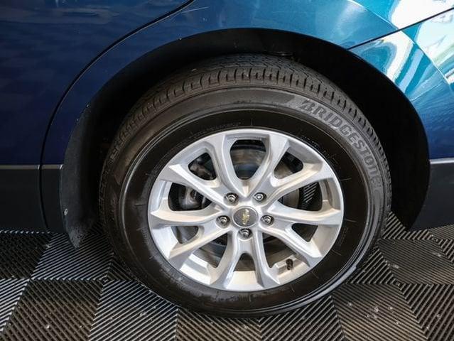 Photo of 2020 Pacific Blue Metallic Chevrolet Equinox