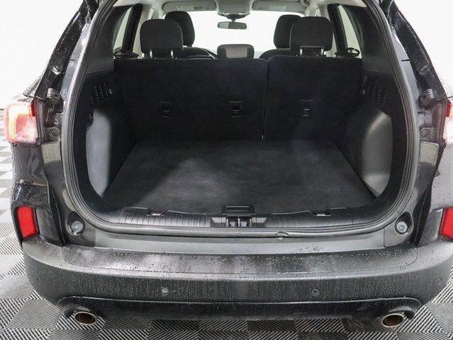 Photo of 2022 Black Ford Escape