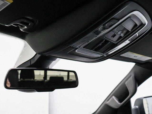 Photo of 2019 Ivory White RAM 1500