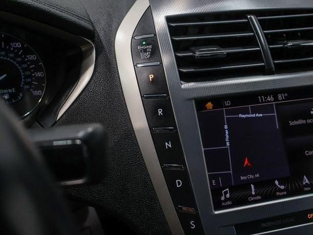 Photo of 2019 Black Lincoln MKZ