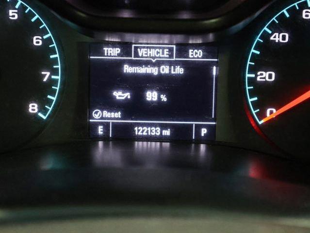 Photo of 2022 Summit White Chevrolet Colorado