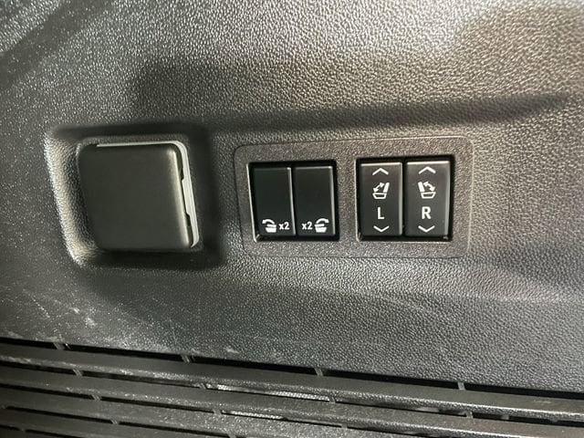 Photo of 2023 Onyx Black GMC Yukon