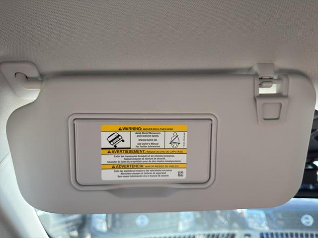 Photo of 2022 Iconic Silver Metallic Ford Escape