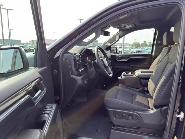 Photo of 2024 Black Chevrolet Silverado 1500
