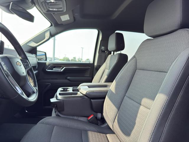 Photo of 2024 Black Chevrolet Silverado 1500