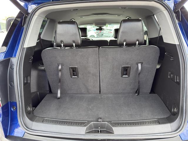 Photo of 2023 Ultra Blue Metallic GMC Acadia