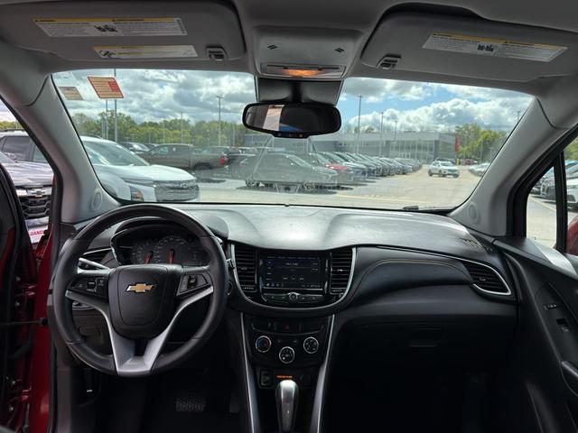 Photo of 2022 Crimson Metallic Chevrolet Trax