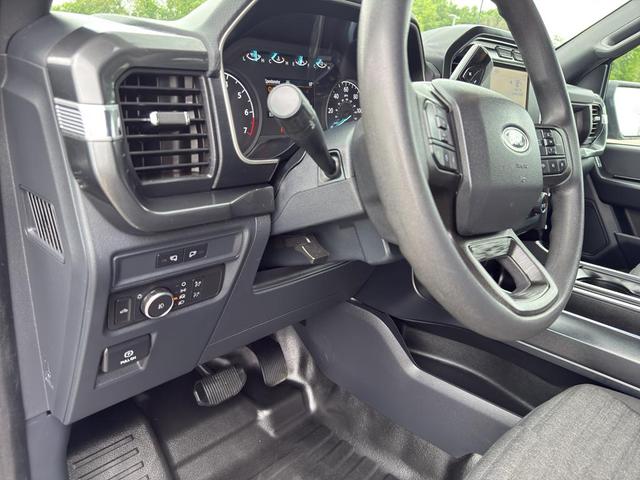 Photo of 2022 Iconic Silver Metallic Ford F-150