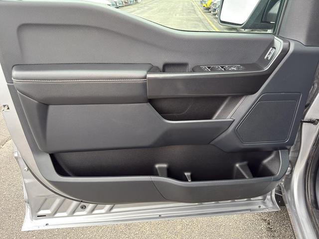 Photo of 2022 Iconic Silver Metallic Ford F-150