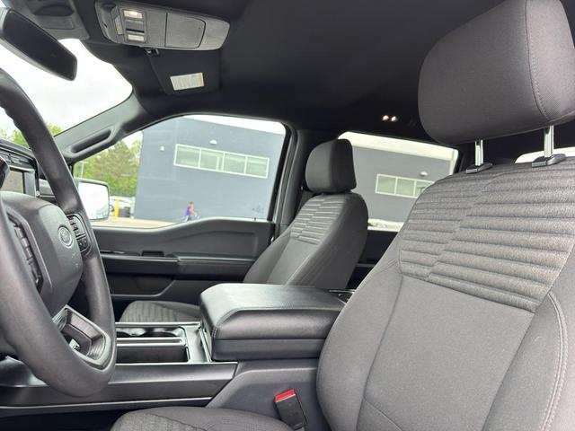 Photo of 2022 Iconic Silver Metallic Ford F-150