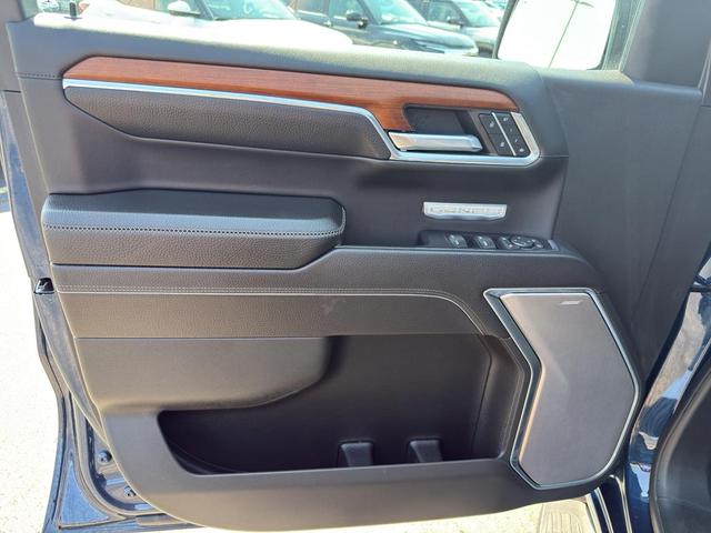 Photo of 2022 Pacific Blue Metallic GMC Sierra 1500