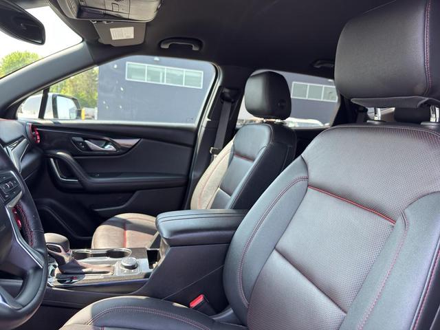 Photo of 2022 Iridescent Pearl Tricoat Chevrolet Blazer