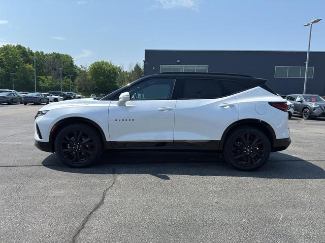Photo of 2022 Iridescent Pearl Tricoat Chevrolet Blazer