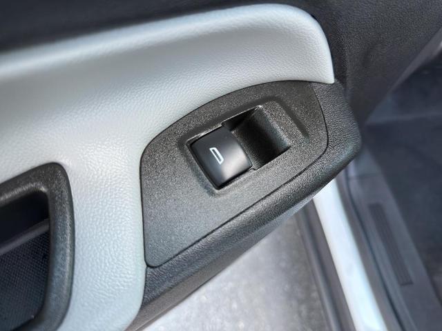 Photo of 2024 Summit White Chevrolet Equinox