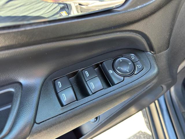 Photo of 2022 Gray Chevrolet Equinox