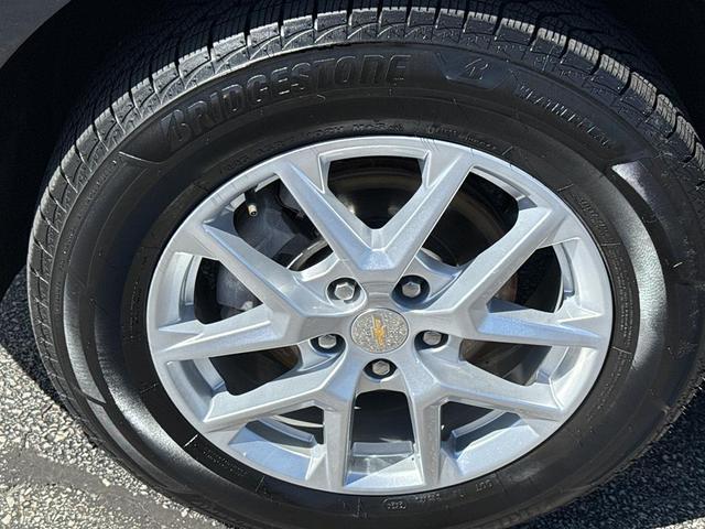 Photo of 2022 Gray Chevrolet Equinox