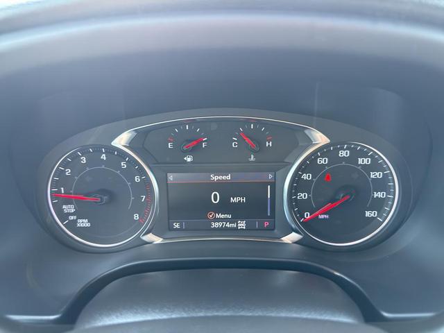 Photo of 2023 Summit White GMC Acadia