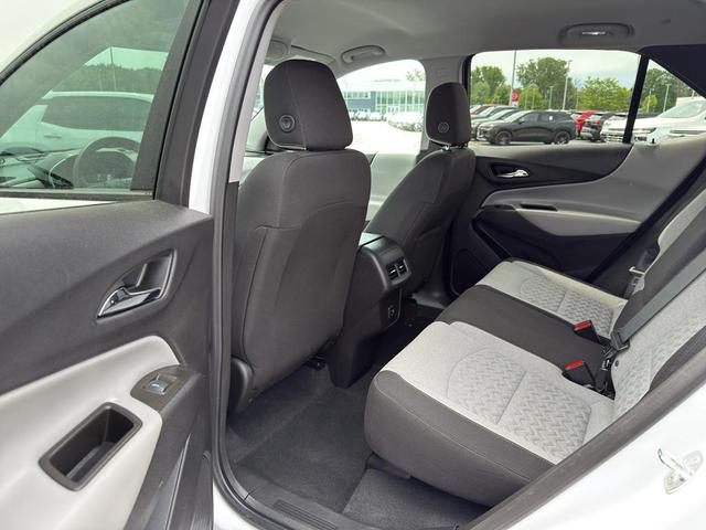 Photo of 2023 Summit White Chevrolet Equinox