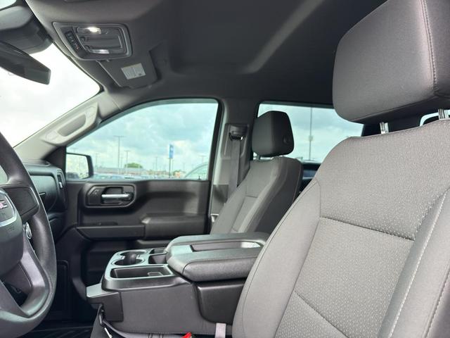 Photo of 2024 Summit White GMC Sierra 1500