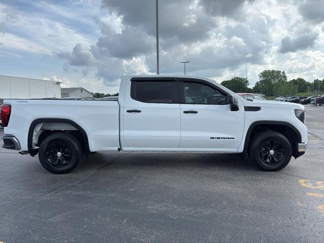 Photo of 2024 Summit White GMC Sierra 1500